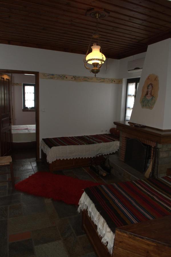 Vera'S Traditional House Zagora Room photo